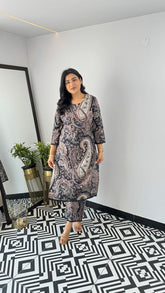 Women's Viscose Floral Printed Straight Kurta Set With Pant-ME65-BLACK KERI-KP